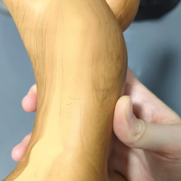 Wooden Fox Figurine - Picture 5 of 6